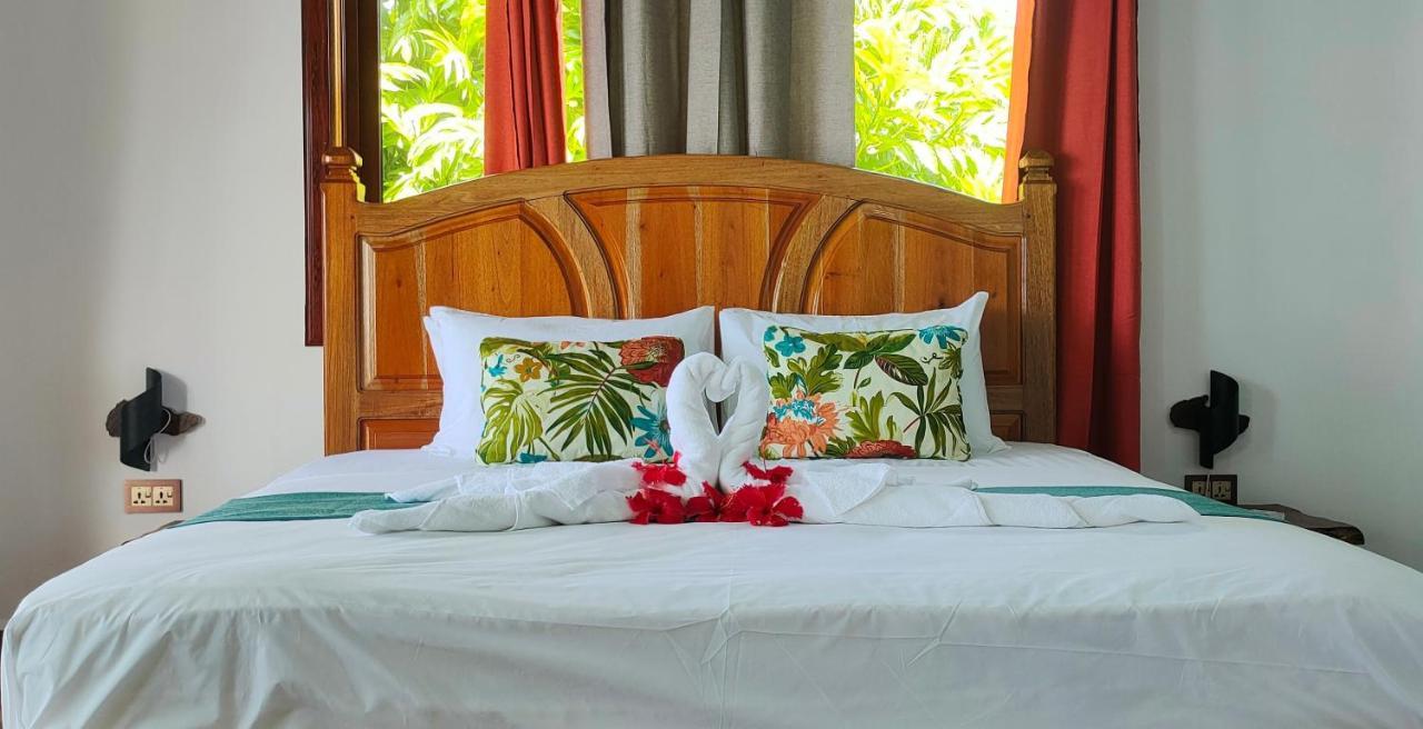 Mt Seaside Apartment La Digue Buitenkant foto